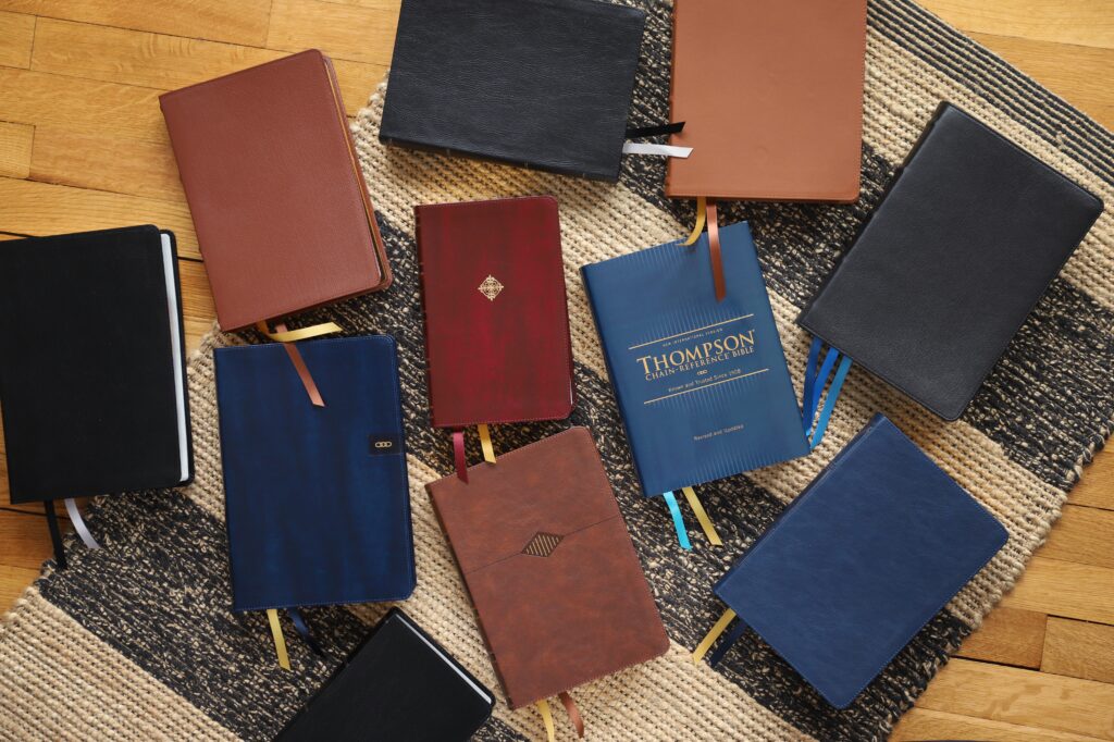 Thompson Chain-Reference Bible - Revised Editions